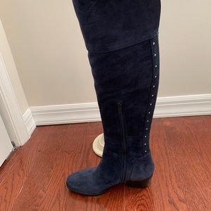 Vince Camuto Navy Boots